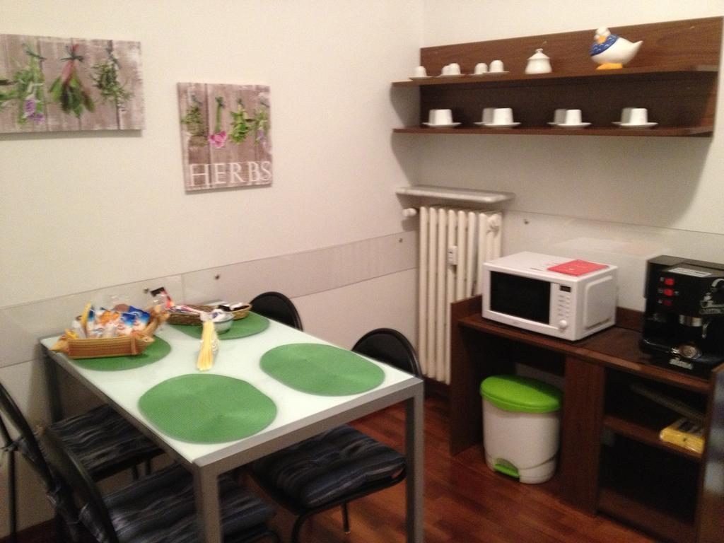 Appartamenti Del Corso Cuneo Szoba fotó